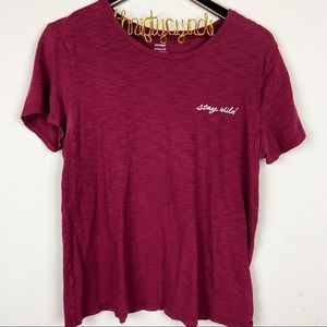 Old Navy Wine graphic relaxed fit tee shirt medium